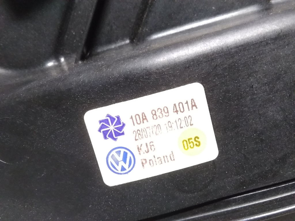 1636993491769280379449845835310.jpg