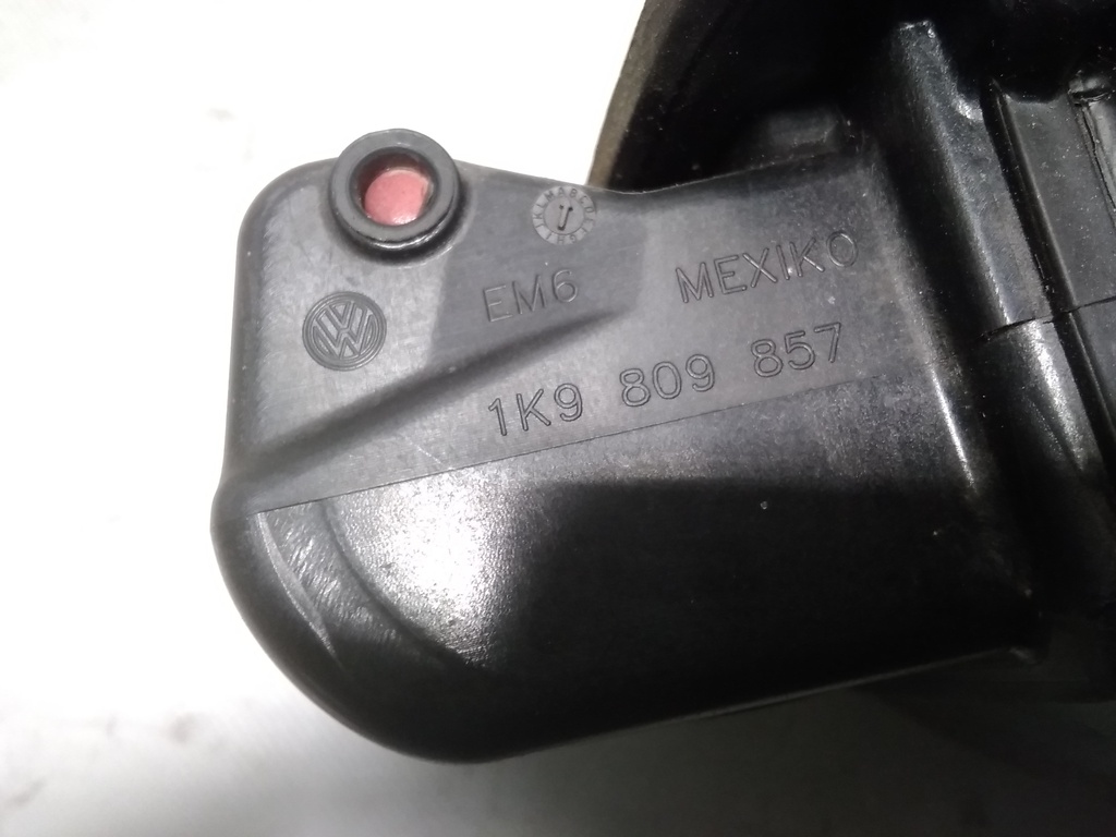 16419840468681919260293933801012.jpg