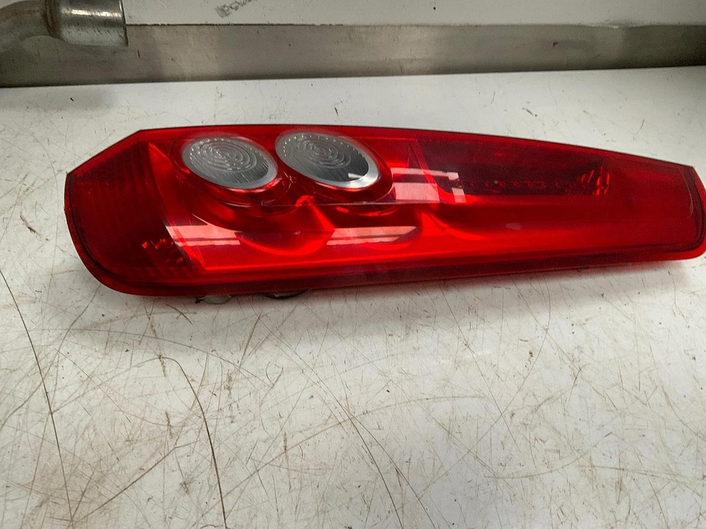 2251_2.jpg