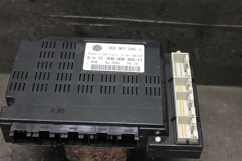 f3700099.jpg