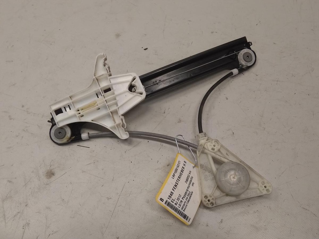 16776652563063354996425403275413.jpg