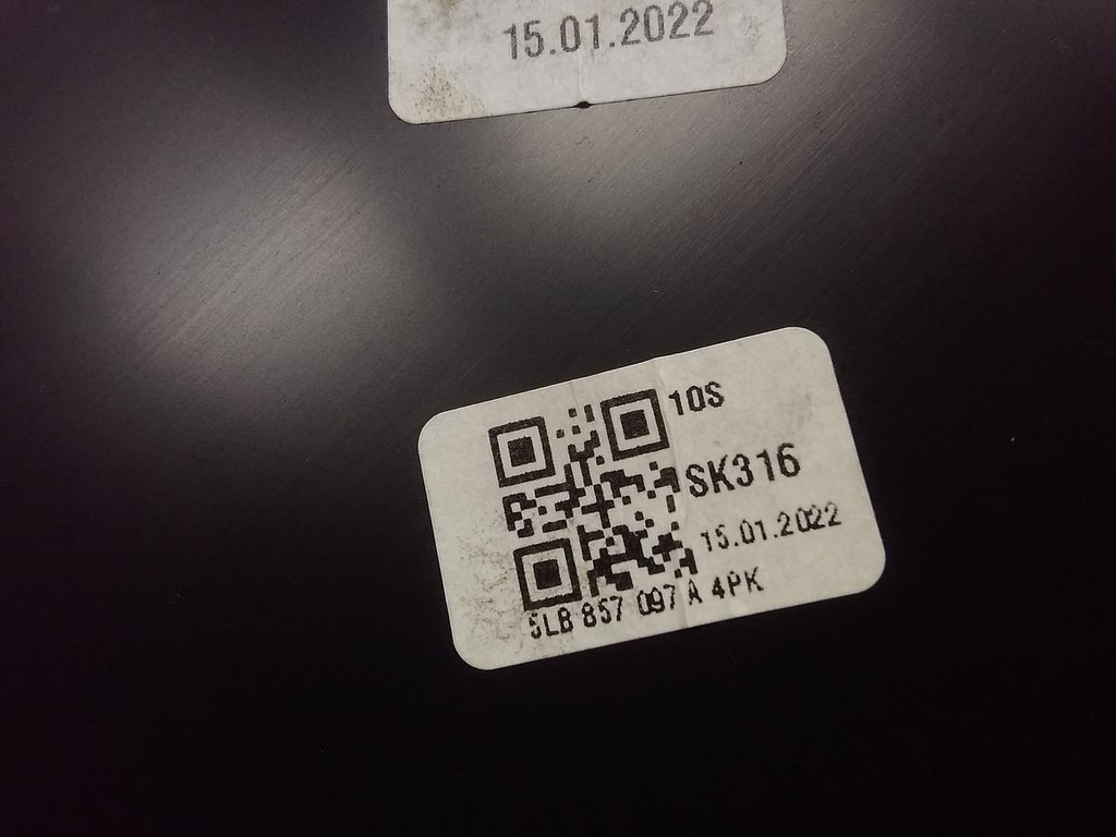1683015550648100765208532464102.jpg
