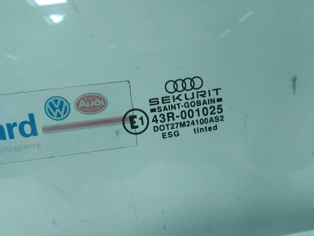 16868266234078395712379692643027.jpg