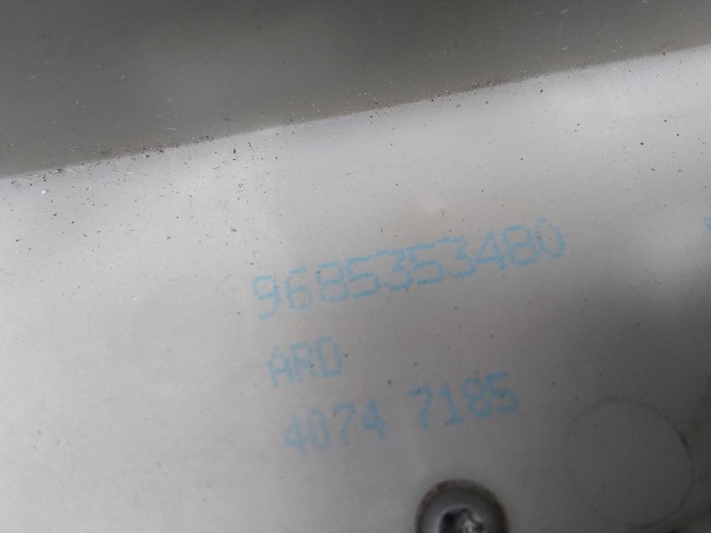 16905322301544213705627225056014.jpg