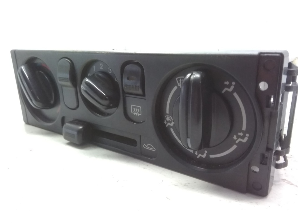 1696412586633798294872018830024.jpg