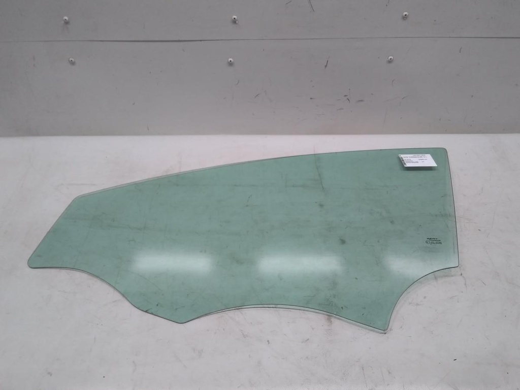 1705929677120130413108938127710.jpg