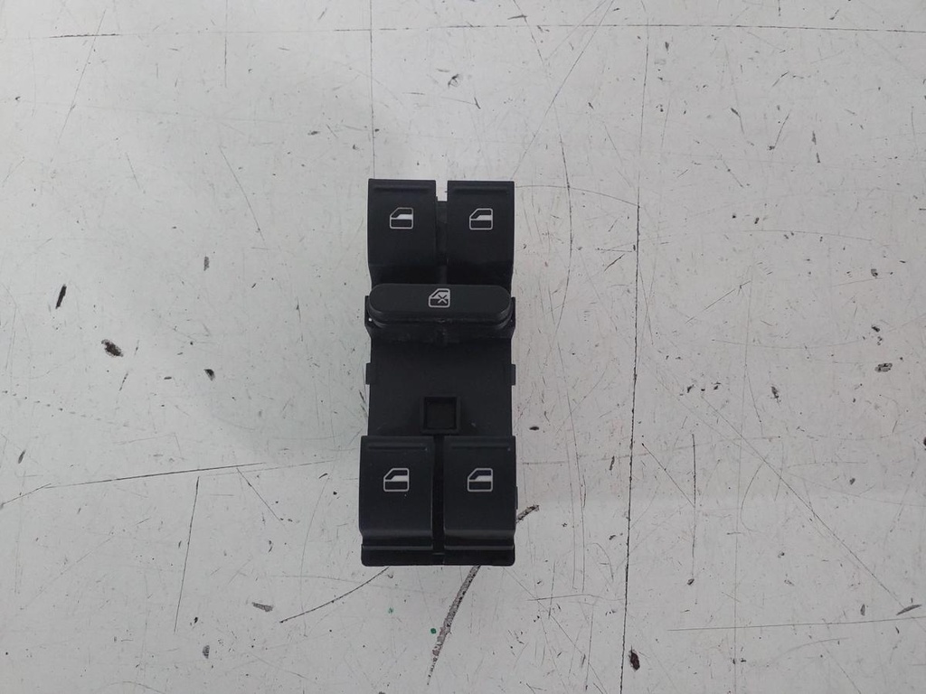 17187797123875240533286728804637.jpg