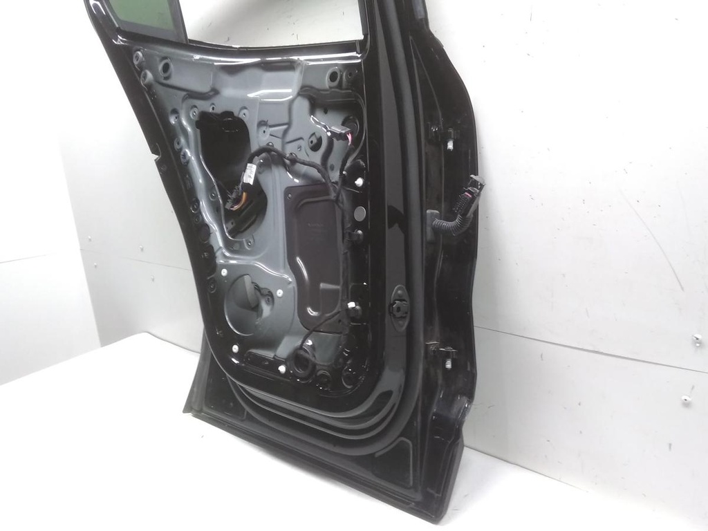 1731426764039958081570236911509.jpg