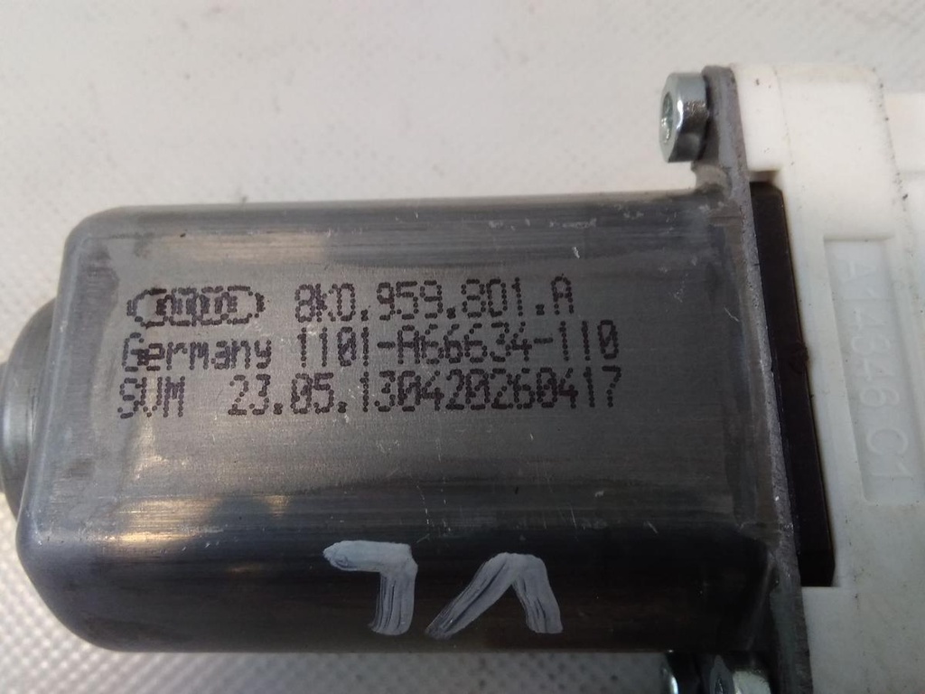 17320120085775756341083773165627.jpg