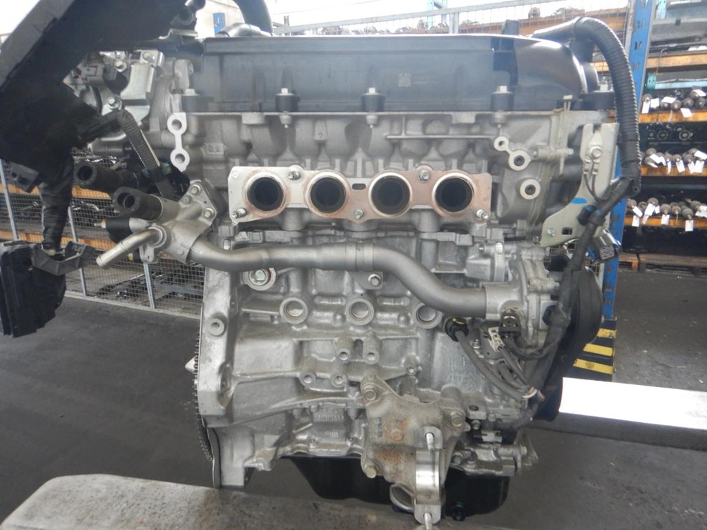 Mazda 2 006.JPG