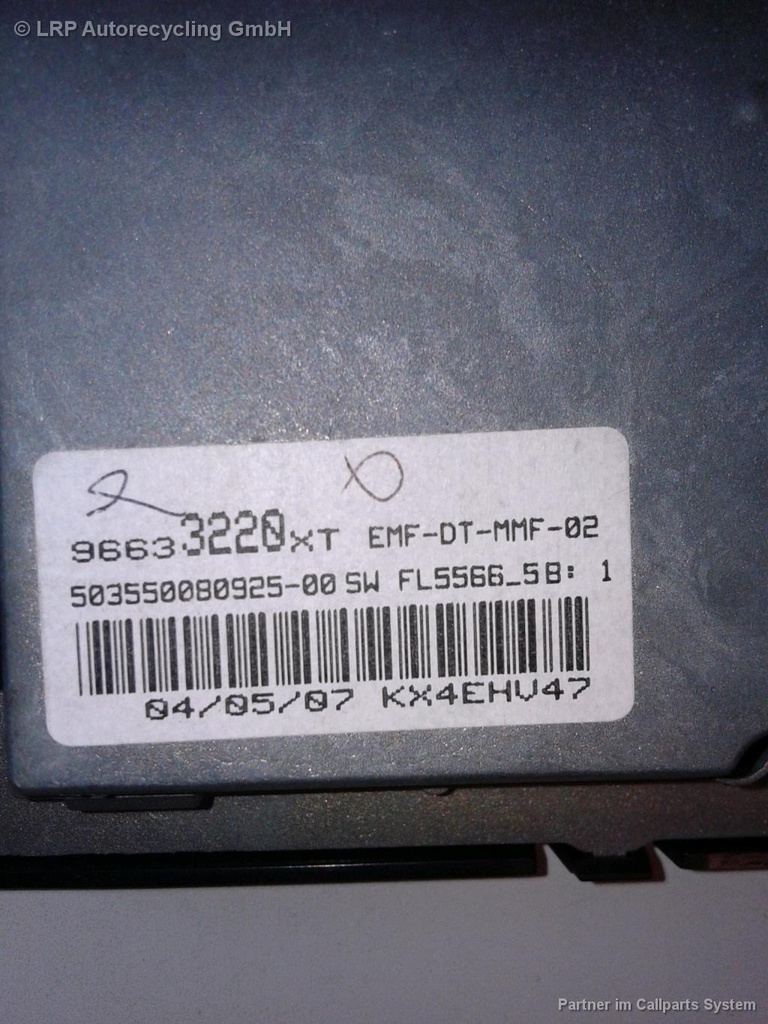 1004076371006_20160921124354.jpg