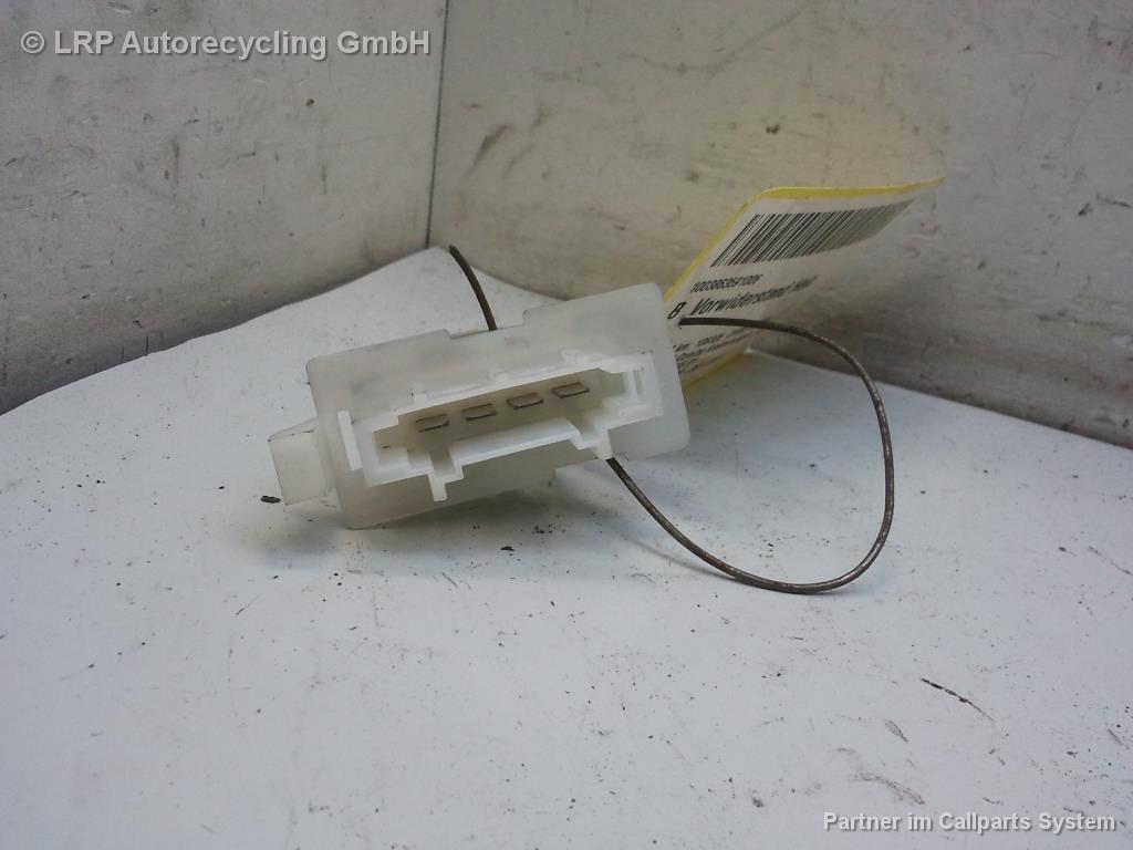 1003863591006_20151203162042.jpg