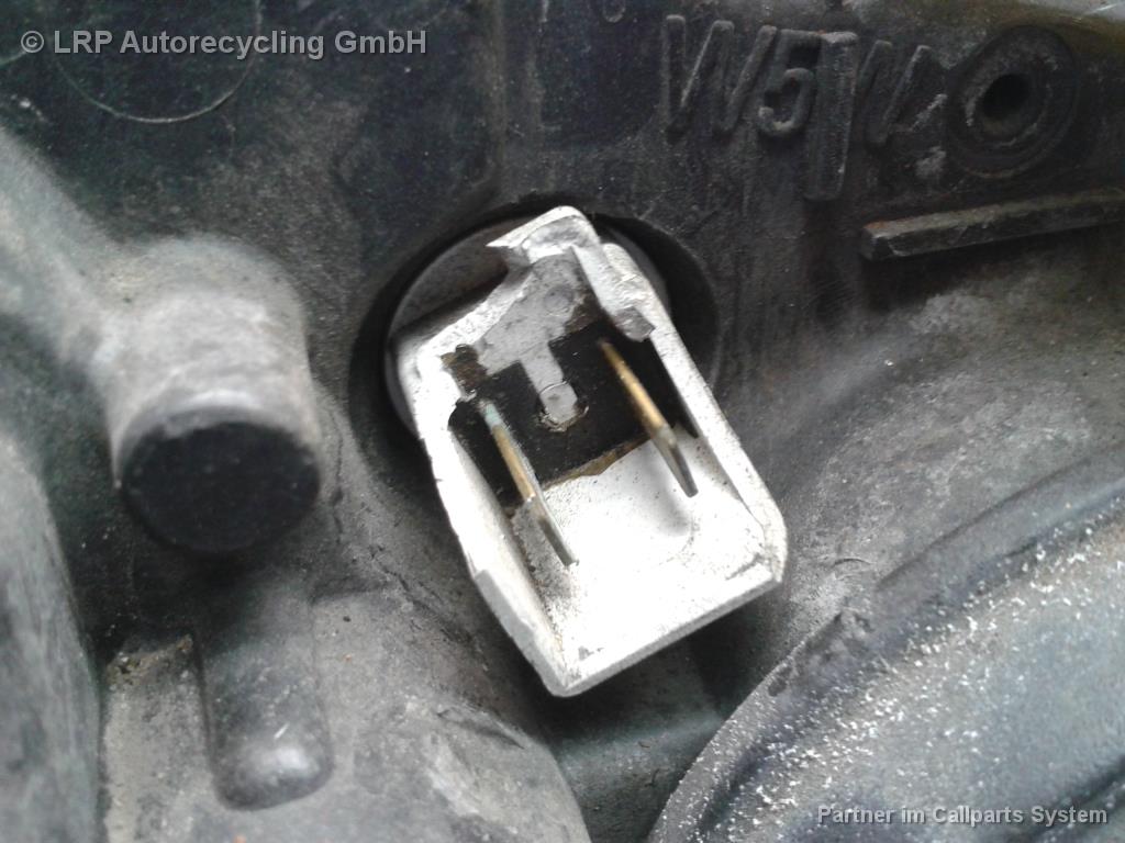 1003828111006_20150930141935.jpg