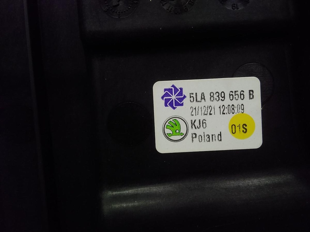 1663945648496609064360317014909.jpg