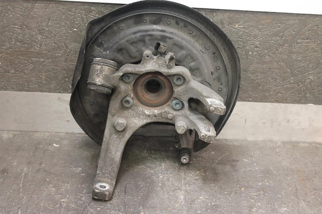 f3021827.jpg