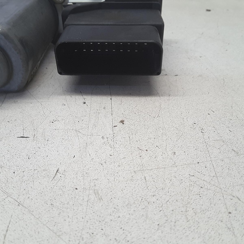 16758540839962072779420.jpg