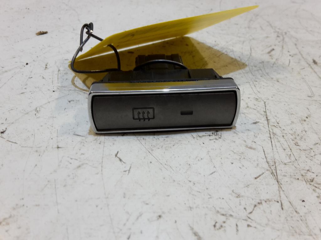 1000774872042_20190221150304.jpg