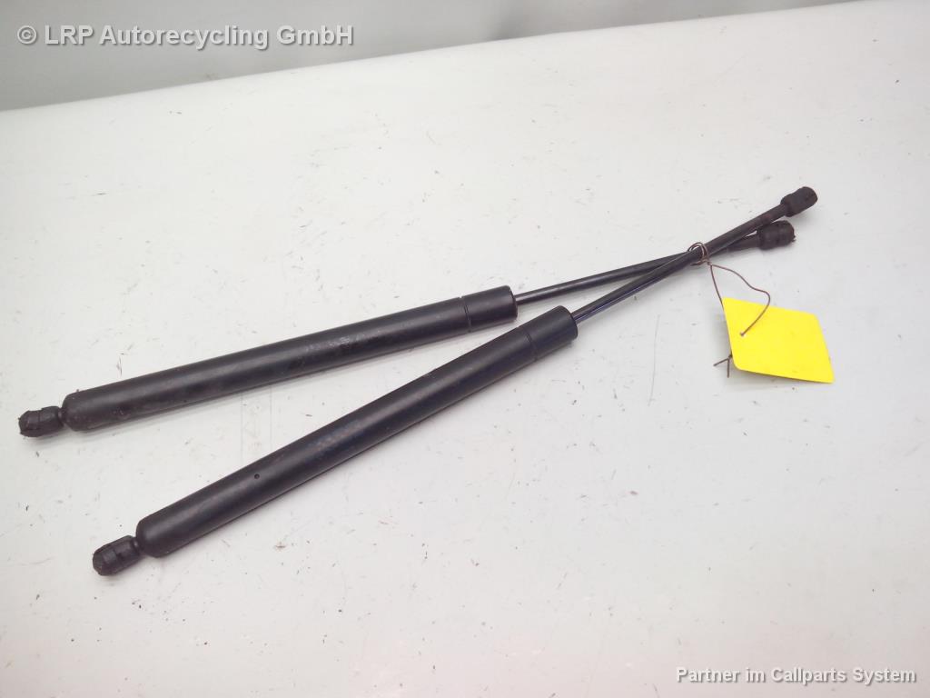 1003876121006_20151123105139.jpg