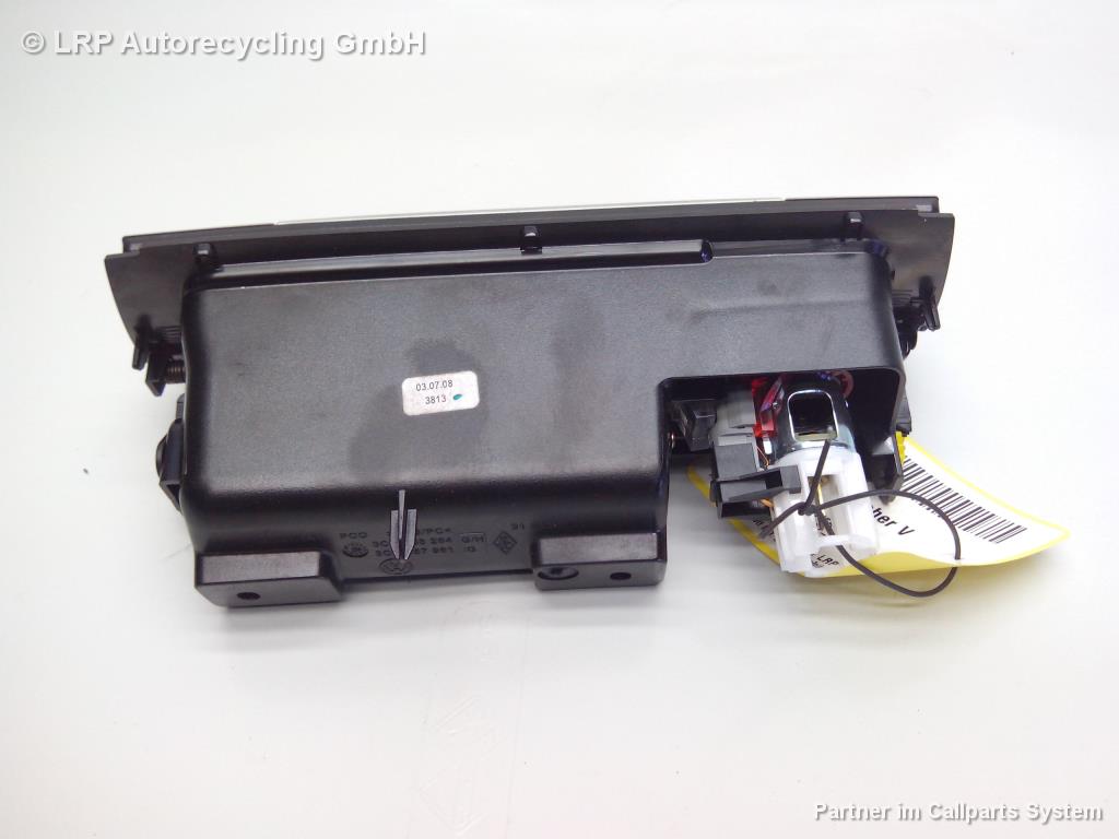 1003835941006_20151001133527.jpg