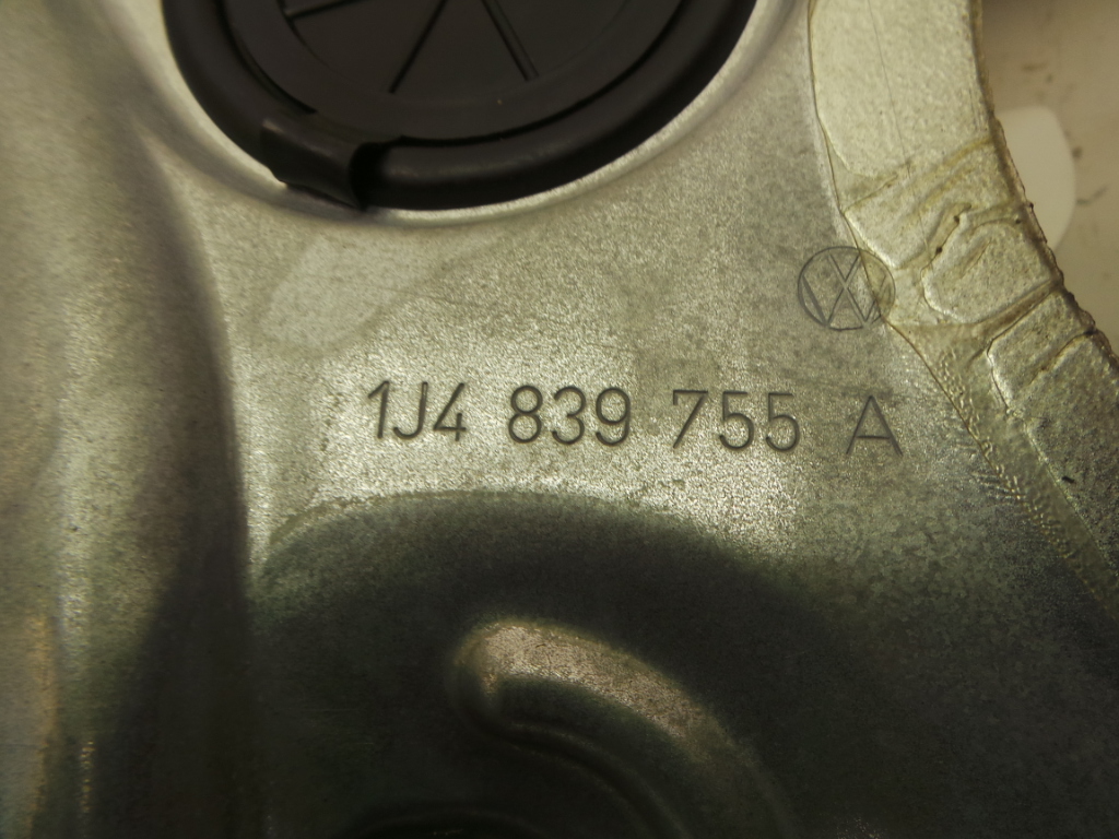 1003610521006_20141114153532.jpg