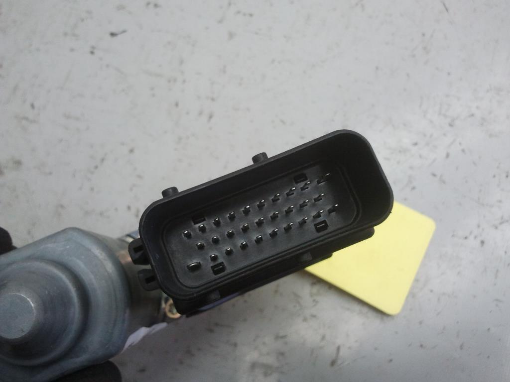 1003616261006_20141114135541.jpg