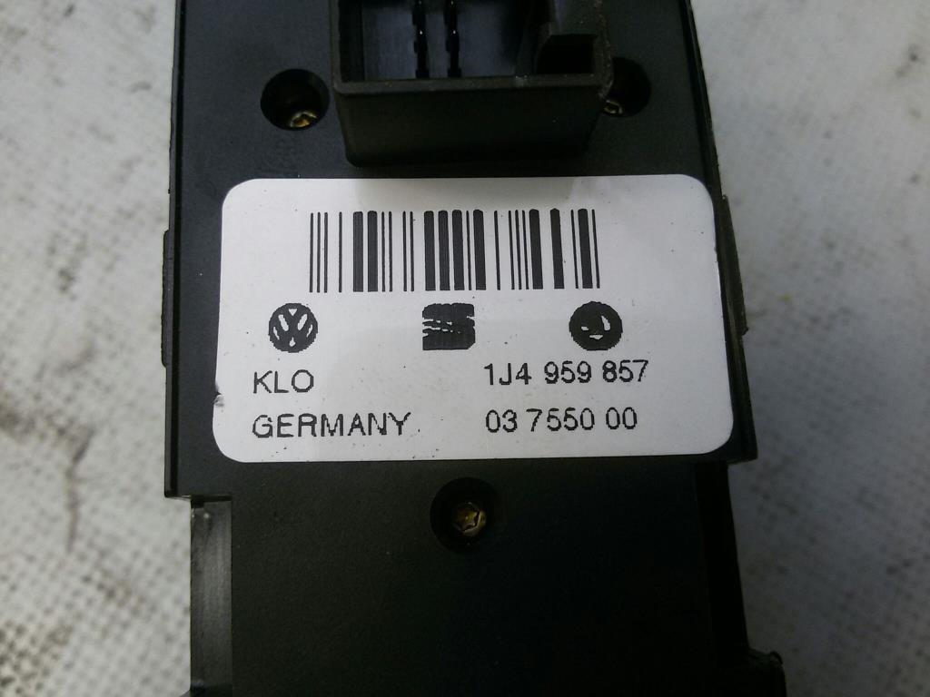 1004748581006_20181122142828.jpg