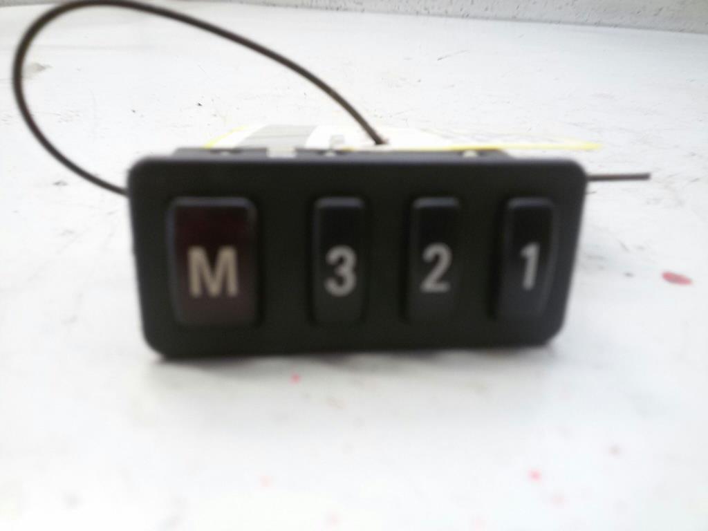 1004724211006_20181011112844.jpg