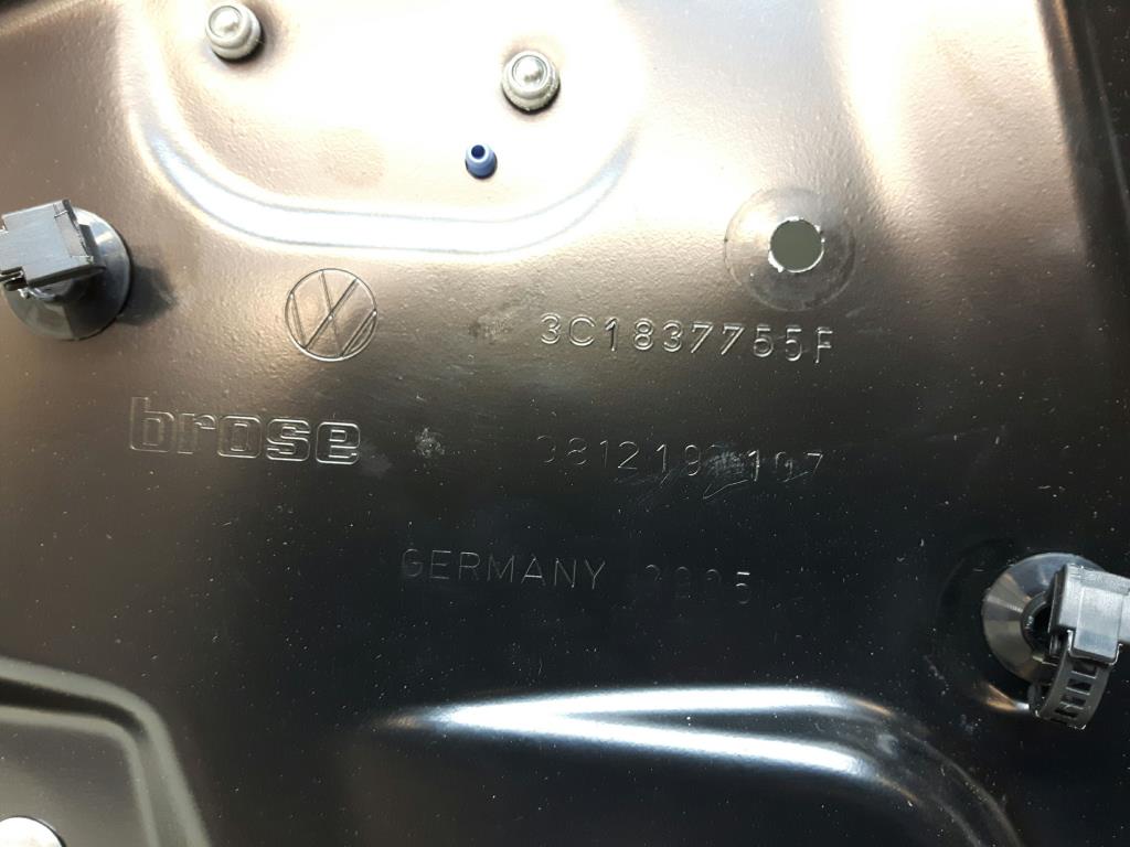 1004721961006_20181009171543.jpg