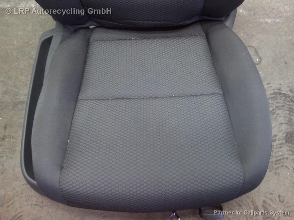 1004262221006_20170222103648.jpg