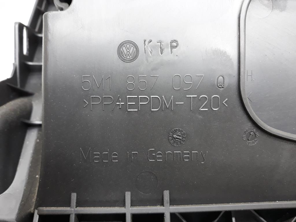 1004952251006_20191008091842.jpg