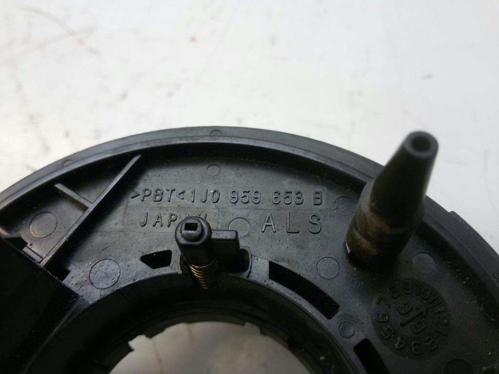1004802331006_20190209112754.jpg