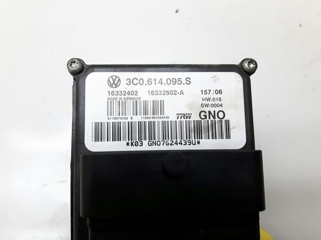 1004757051006_20181130132635.jpg