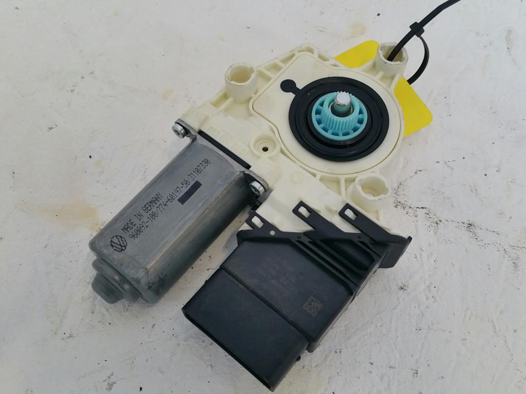 1000354362068_20191126102510.jpg