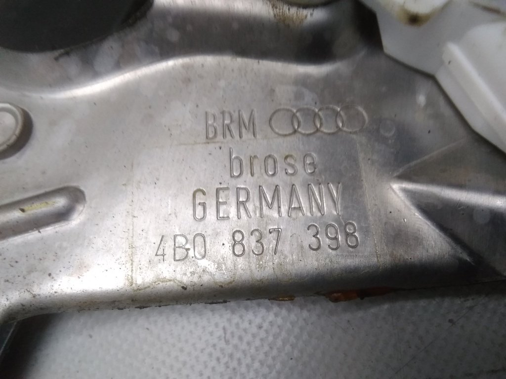 16239125904652989344160057711867.jpg