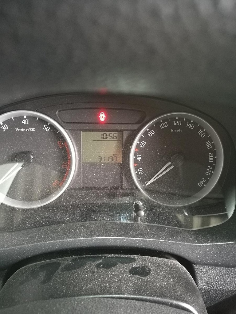 Tacho.jpg