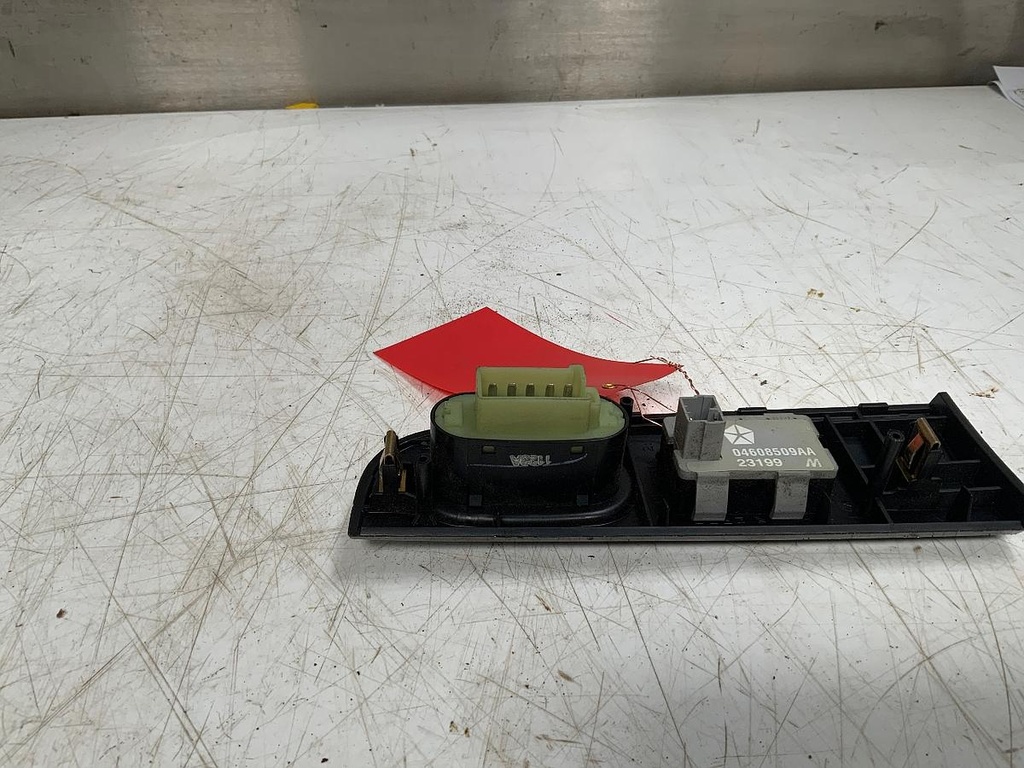 3012_2.jpg