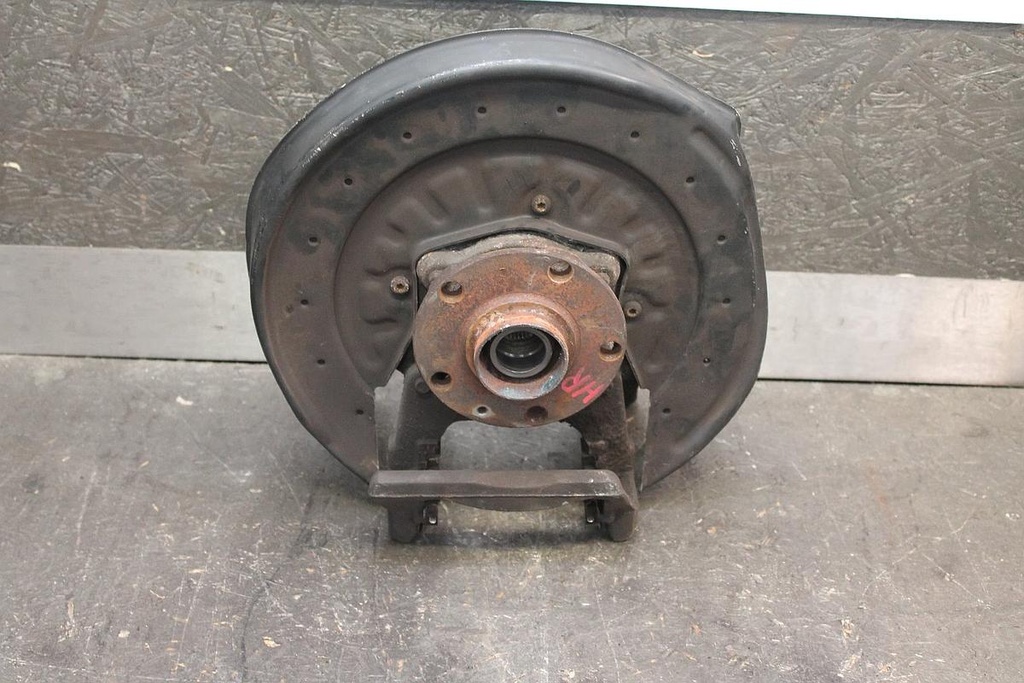 f3030979.jpg