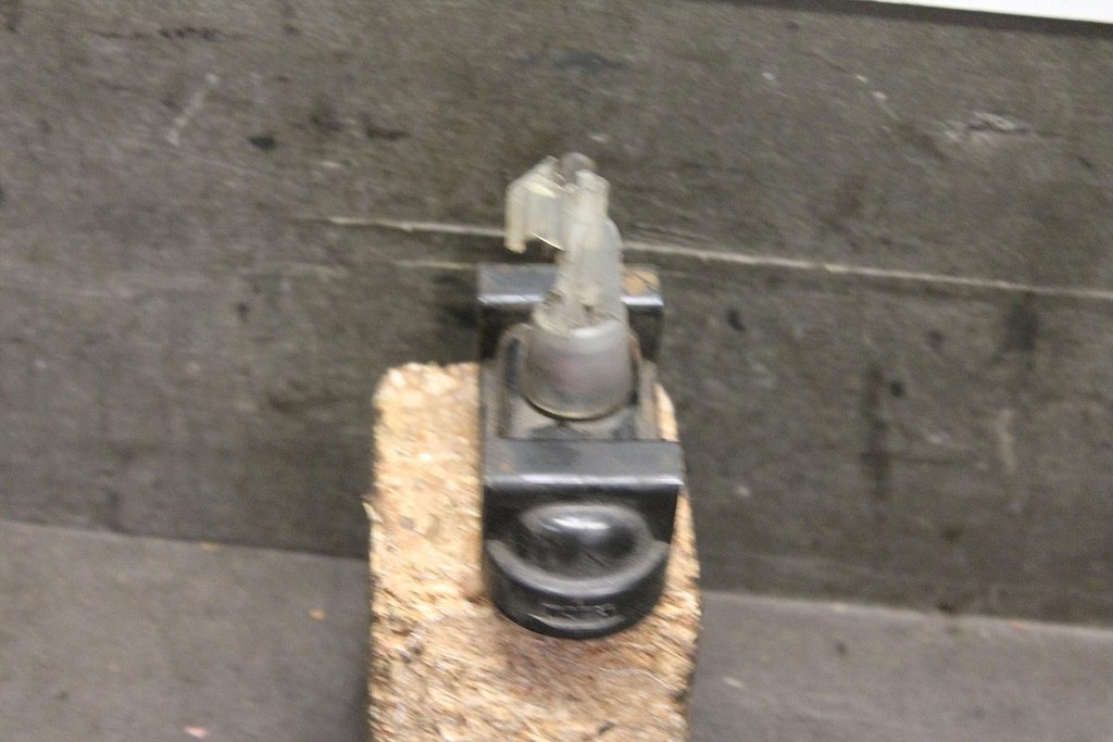 f1098755.jpg