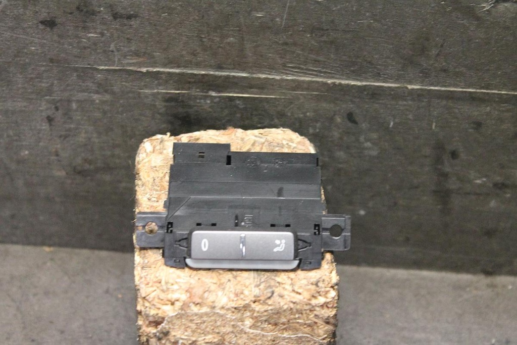 f3503875.jpg