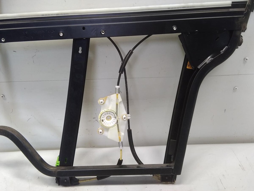 16820679383644456418411237117949.jpg