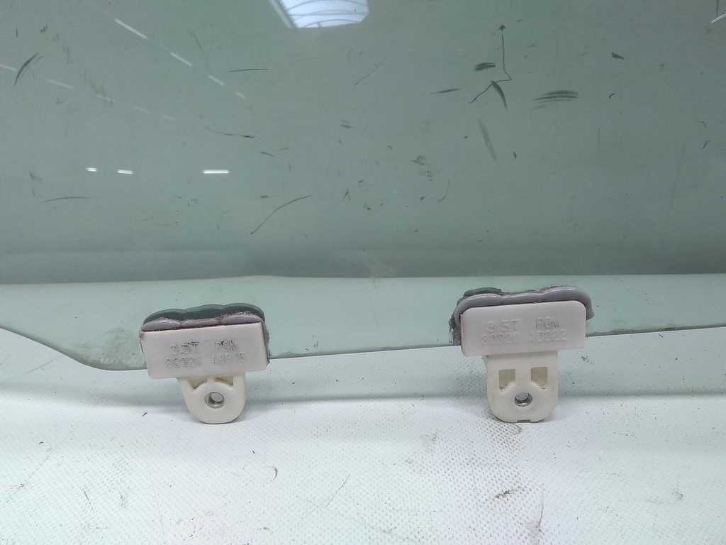 16831224901081647782103841012063.jpg