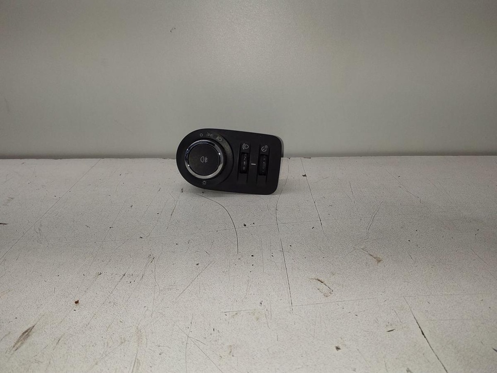 1702471006165702895033961101235.jpg