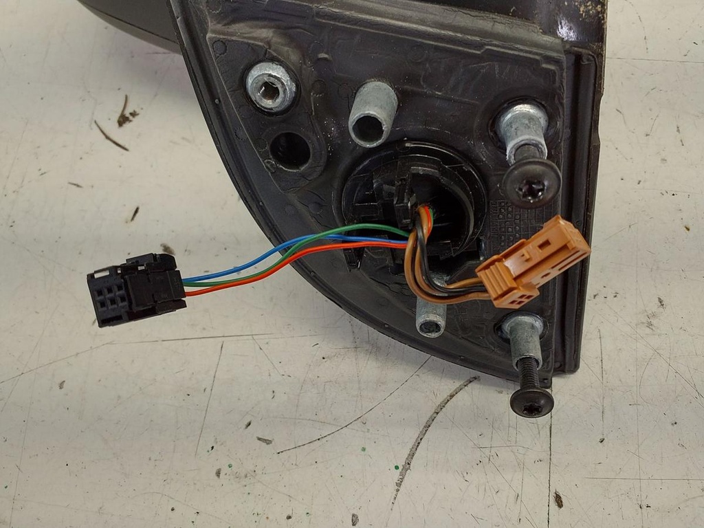 17174963933816921173485844878685.jpg