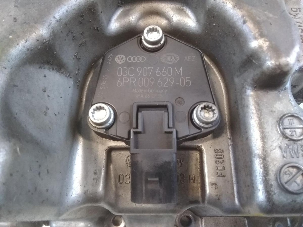 1726815868619163766445789276159.jpg