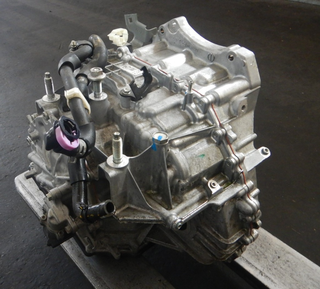 Mazda 2 012.JPG
