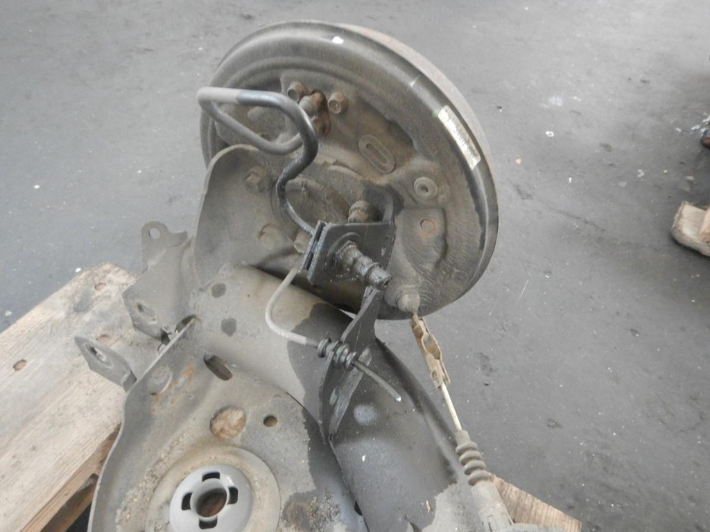 Mazda 2 051.JPG