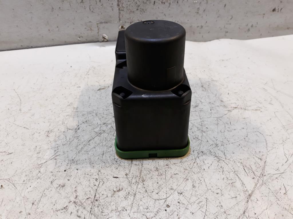 1000781772042_20190312094240.jpg