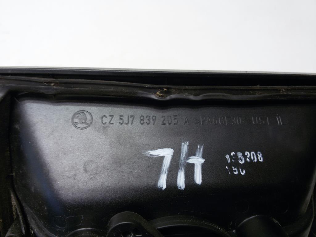 1004567821006_20180413105150.jpg