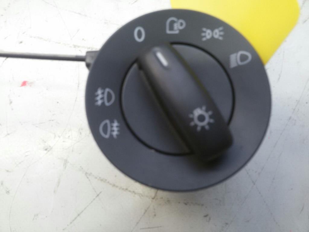 1004521051006_20180209095935.jpg