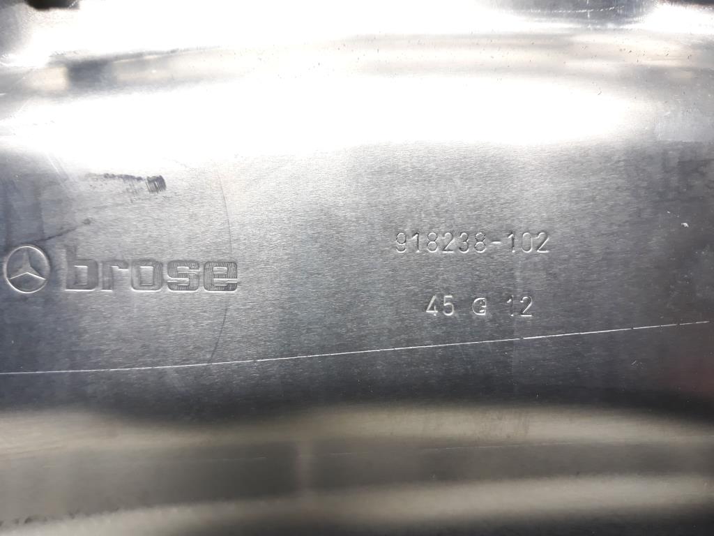 1005027811006_20200129135440.jpg